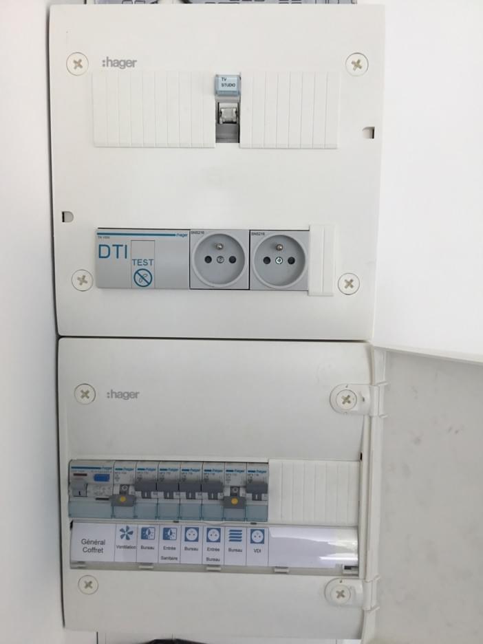 Installation électrique complète à Saint-Didier-au-Mont-d'Or-1